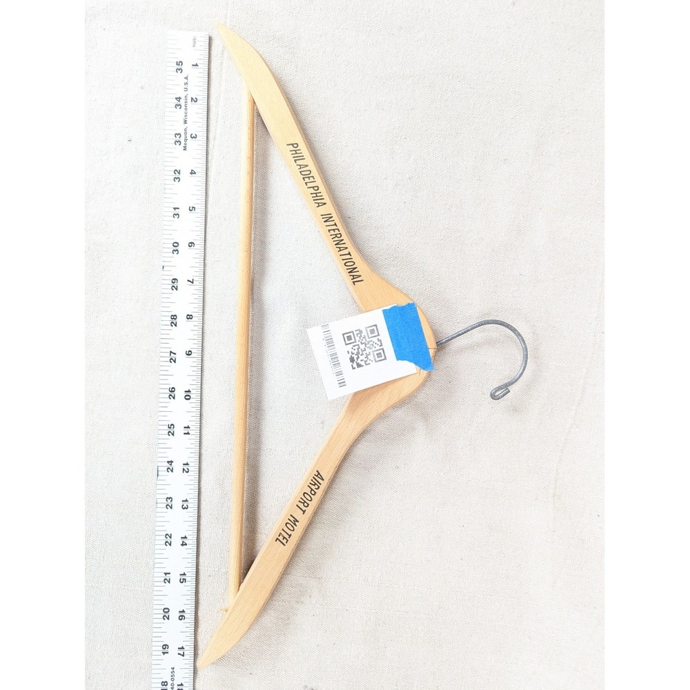 Philadelphia International Airport Motel Wooden Clothes Hanger Vintage Hotel ... - Picture 7 of 7